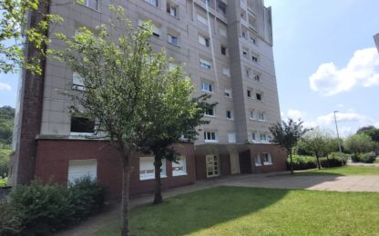 Vue extérieur du bâtiment Moulin de la Coudre, Résidence Goubermoulins à Lillebonne