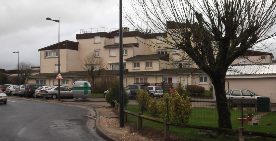 VUE ENSEMBLE CLOSERIE DES MONTS