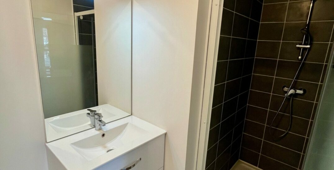 SALLE DE DOUCHE